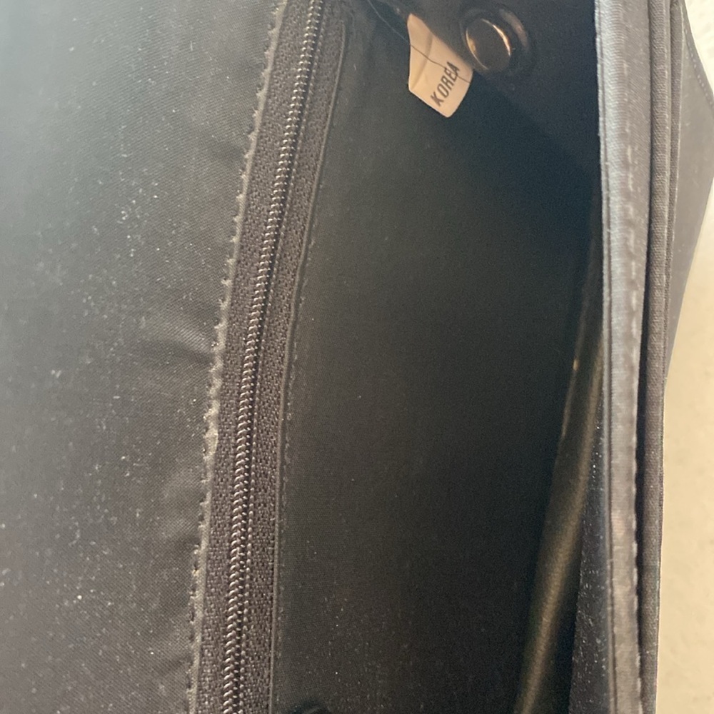 Butterfly Small Black Shoulder Bag . Made in Korea NWOT - Picture 5 of 11